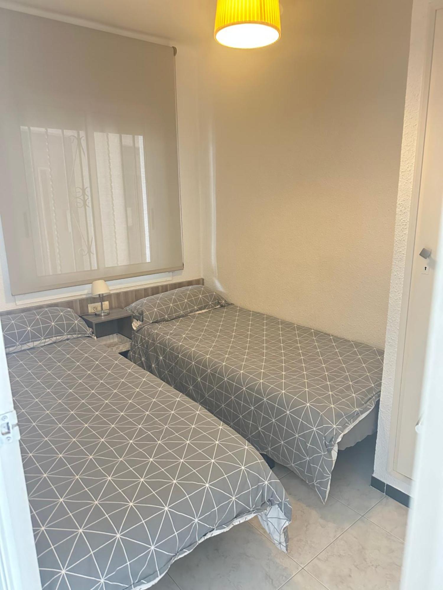 Bonito Apartamento En Roses Zona Familiar Ngoại thất bức ảnh